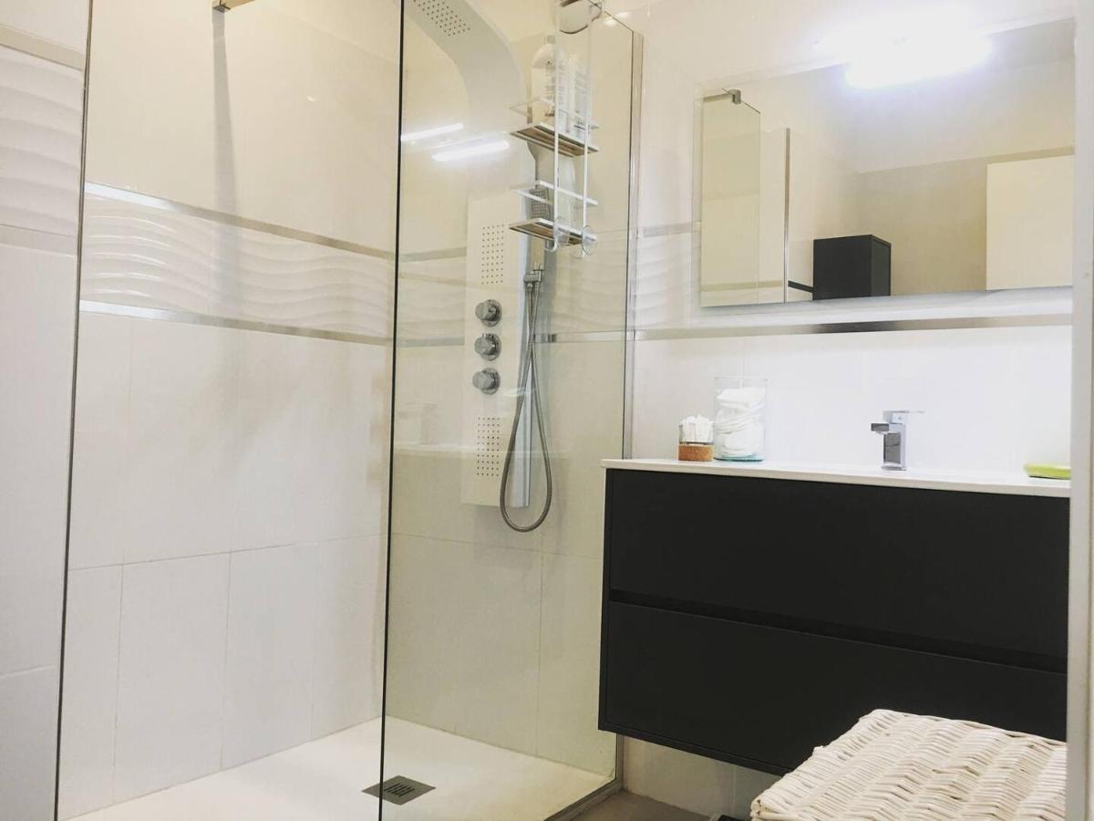 Azur Appart 4 Pers - Parking - Terrasse - 10Min Du Centre 카시스 외부 사진