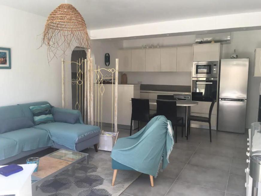 Azur Appart 4 Pers - Parking - Terrasse - 10Min Du Centre 카시스 외부 사진