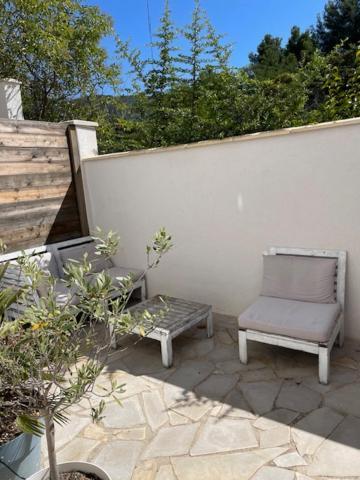 Azur Appart 4 Pers - Parking - Terrasse - 10Min Du Centre 카시스 외부 사진